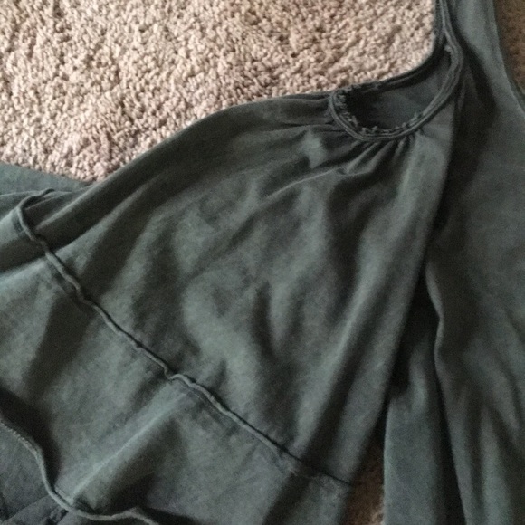 Altar’d state 3/4 bell sleeve vintage top. - Picture 2 of 4